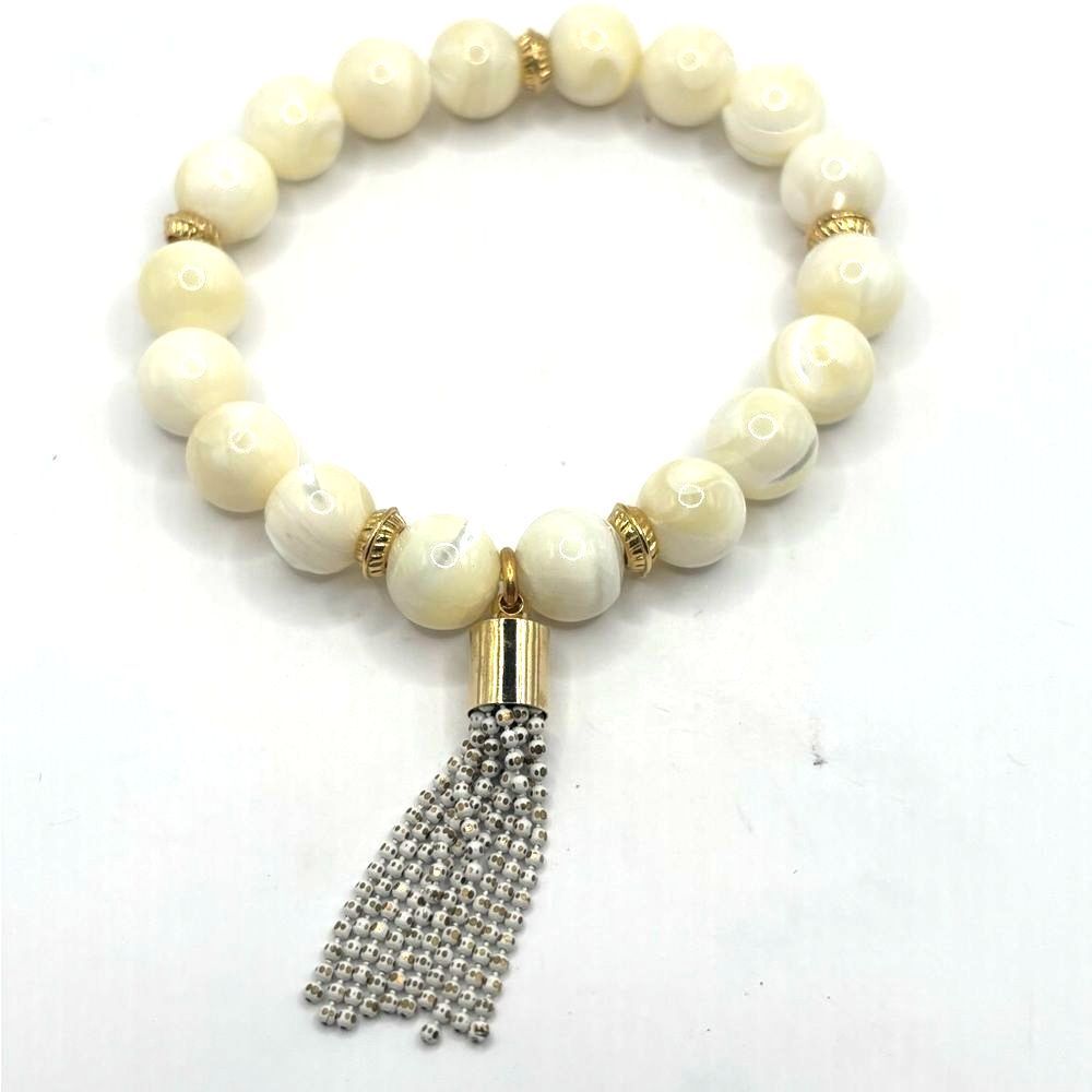 Chic Ivory Colored Glass Beaded Bracelet with Gold Detailing